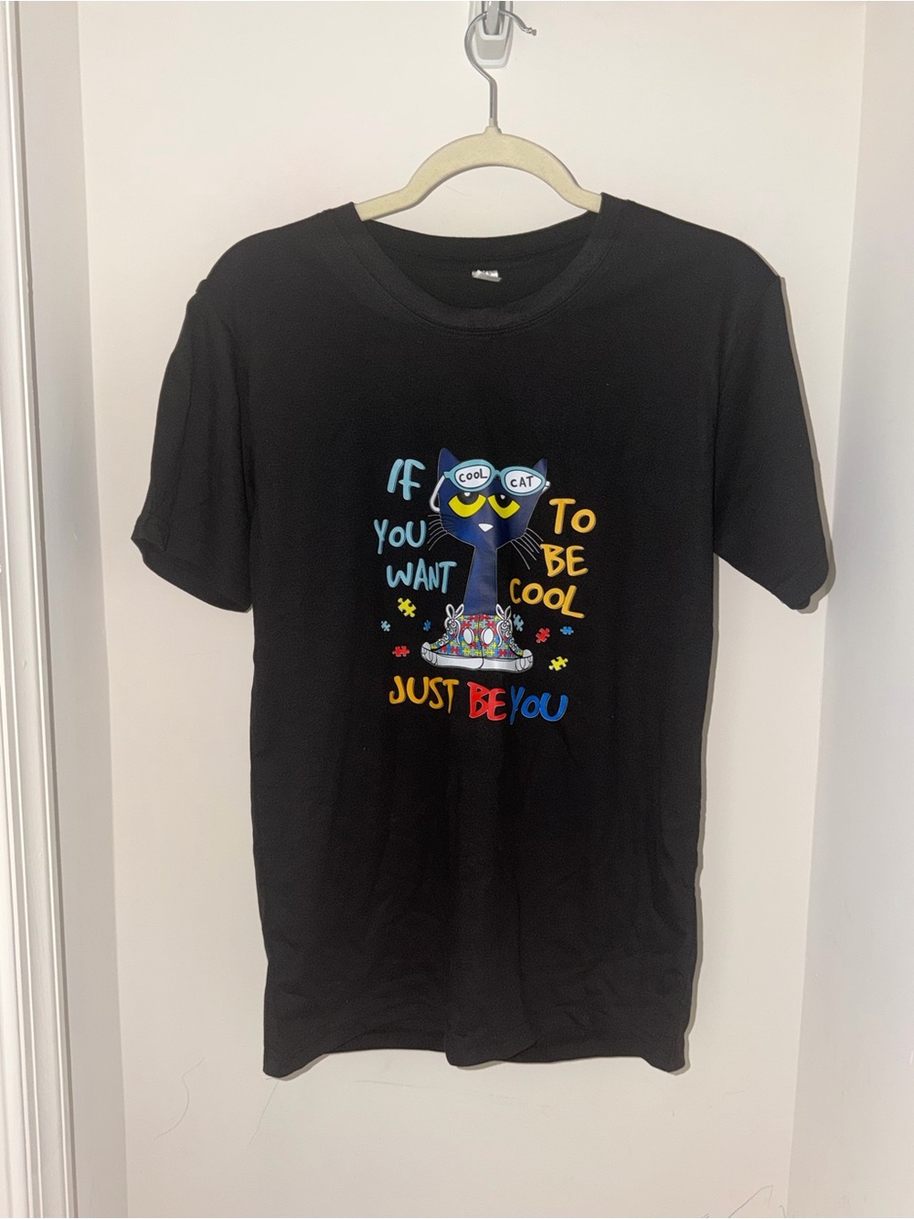 Women’s ' Black Tee - 'Just Be You' Cool Cat